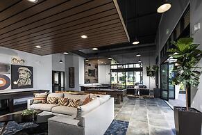 Luxury Condos Menlo Park