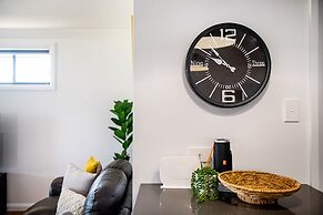 Campanile House by Your Innkeeper Mudgee