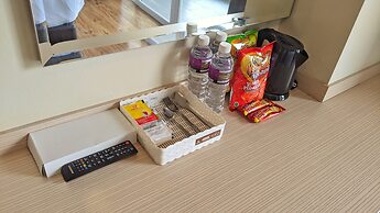 Lovina at Pelita Nagoya Apartment