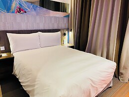 T11 T12 Hotel