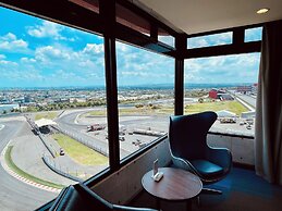 T11 T12 Hotel