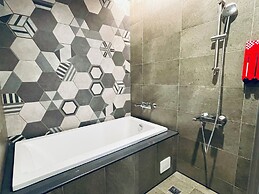 T11 T12 Hotel