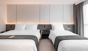 Cascade Hotel Bangkok