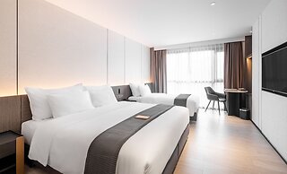 Cascade Hotel Bangkok