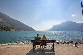 Sun House2 Dogs Allowed