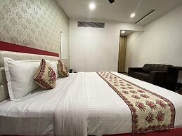 Hotel A Star - 50 Meter from Golden temple