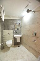 Hotel A Star - 50 Meter from Golden temple