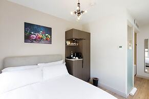 Hotel Flora Batava