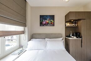 Hotel Flora Batava