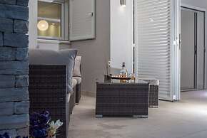 Luxury Villa White Rose with the Pool