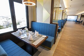 Velar Inn Hotel