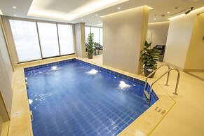 Velar Inn Hotel