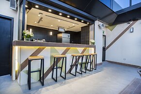 Velar Inn Hotel