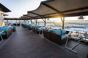 Velar Inn Hotel