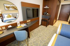 Velar Inn Hotel