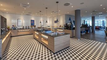 Holiday Inn Express Düsseldorf – Hauptbahnhof by IHG