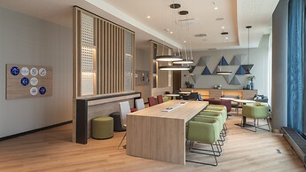 Holiday Inn Express Düsseldorf – Hauptbahnhof by IHG