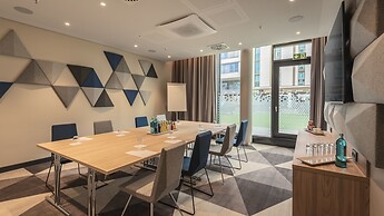 Holiday Inn Express Düsseldorf – Hauptbahnhof by IHG