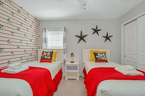 Stunning Home With Great Pool Area, 5 Miles From Disney! CDC Standards