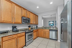 Stunning Home With Great Pool Area, 5 Miles From Disney! CDC Standards