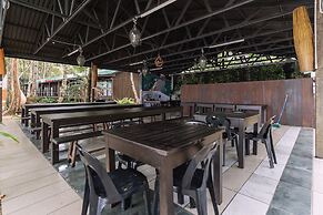 Roxy Telok Serabang