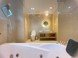 Gold Coast Luxury Apartment Nha Trang