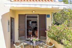 Beachfront House Nada