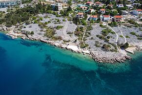 Beachfront House Nada