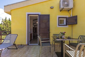 Beachfront House Nada