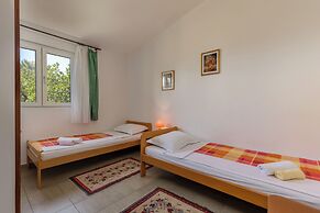 Beachfront House Nada