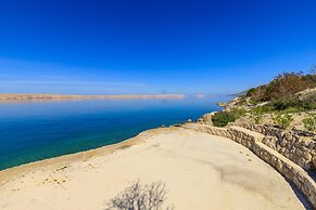 Beachfront House Nada