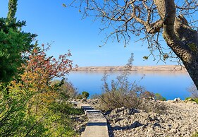 Beachfront House Nada