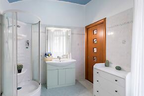 Casa Emiland vicino al fiume Dora