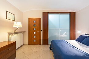 Casa Emiland vicino al fiume Dora