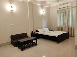 Lake Side Resort Neermahal