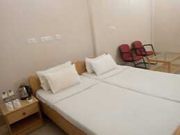 Lake Side Resort Neermahal