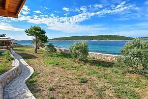 Mobile Home Rock Rose 2