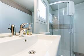 Mobile Home Rock Rose 2