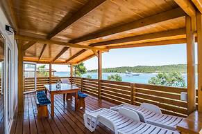 Mobile Home Rock Rose 2