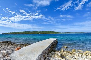 Mobile Home Rock Rose 2