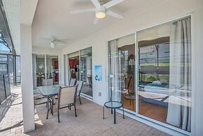 Lovely Decor and Large Pool Area! Less Than 5 Miles to Disney. #4wh633