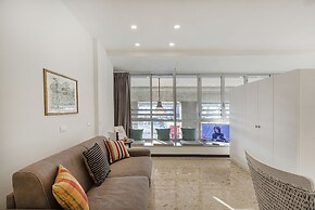 Ancient Port Apartments