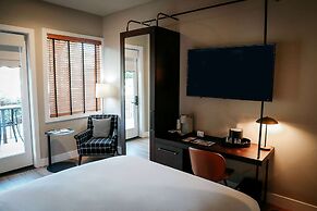 Gateway Hotel, Trademark Collection by Wyndham