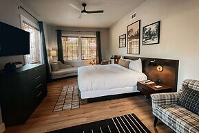 Gateway Hotel, Trademark Collection by Wyndham