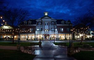 Gateway Hotel, Trademark Collection by Wyndham