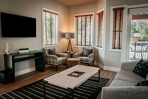 Gateway Hotel, Trademark Collection by Wyndham