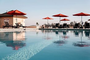 Gateway Hotel, Trademark Collection by Wyndham