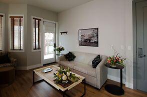 Gateway Hotel, Trademark Collection by Wyndham