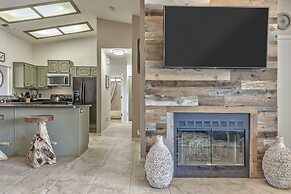 Luxurious Home with Red Rock Views