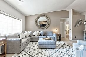 Luxurious Home with Red Rock Views